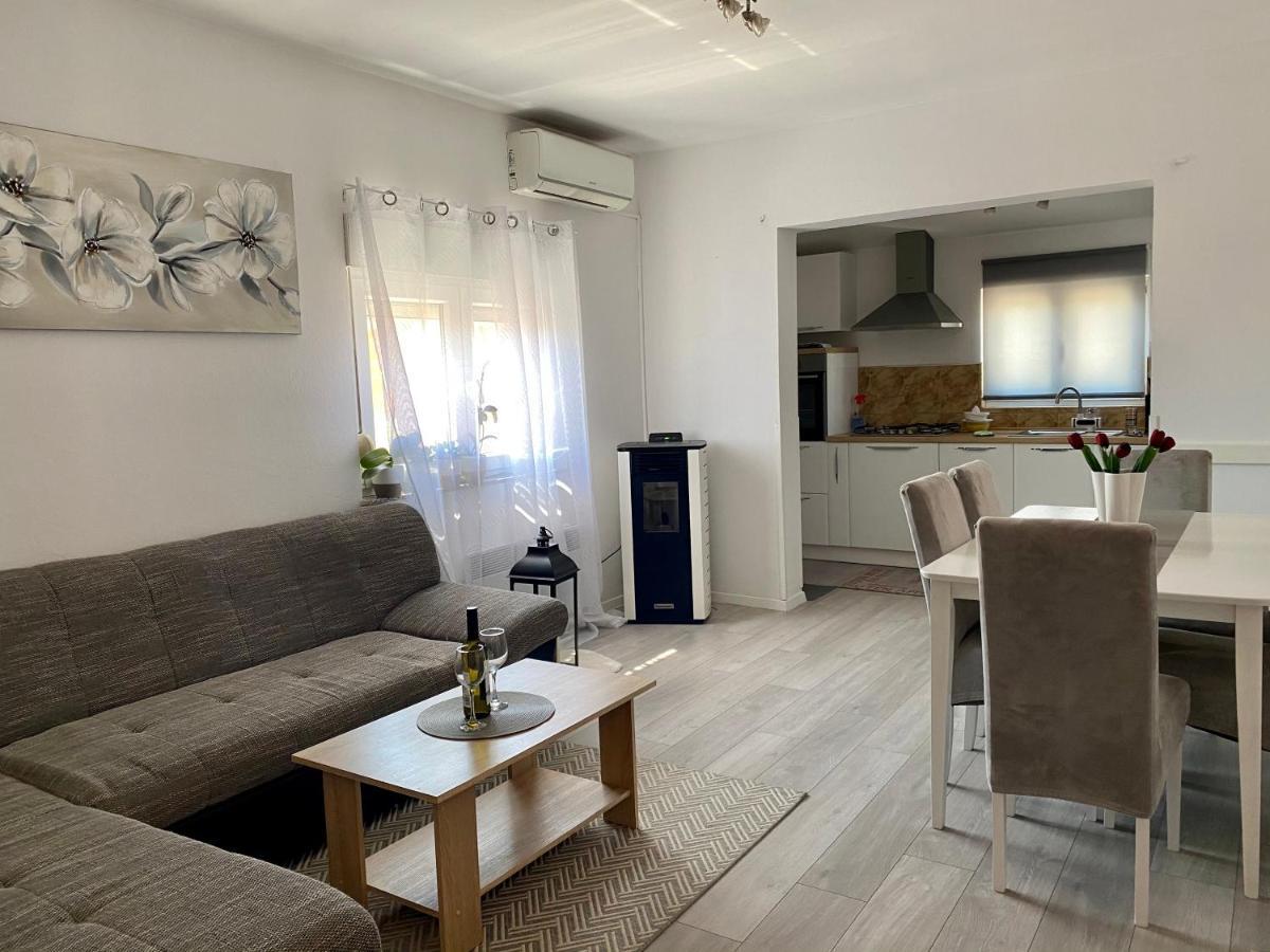 Apartment Apartman Ivica Zadar